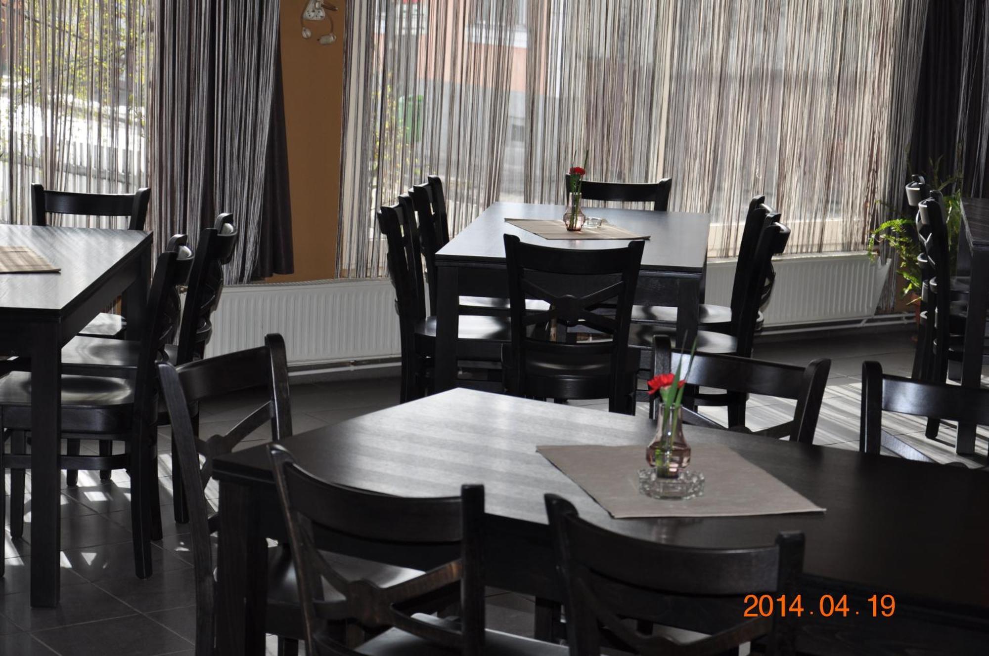 Lazar Pension & Restaurant Георгени Екстериор снимка