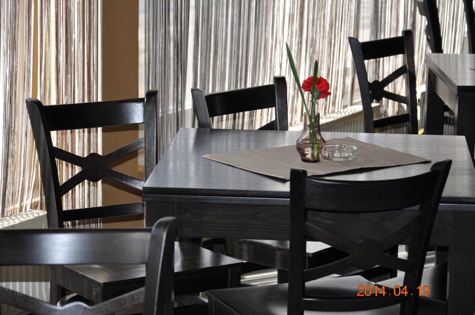 Lazar Pension & Restaurant Георгени Екстериор снимка